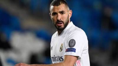 اصدار الحكم في قضية اللاعب كريم بنزيما يوم 24 نوفمبر القادم