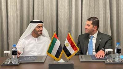 "عبد الوهاب" يعرض فرص الاستثمار في مصر أمام عدد من مسئولي الإمارات وقبرص