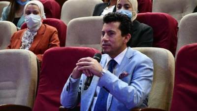 مسرح الرياضة يستضيف أمين عام المجلس الأعلى للآثار فى حوار مع الشباب