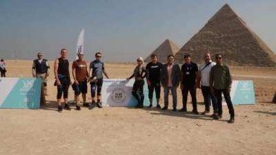 انطلاق فعاليات مهرجان القفز الحر بالمظلات sky seekers بالاهرامات 