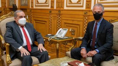 "وزير الدولة للإنتاج الحربى" يشهد توقيع إتفاقية تحالف مع شركات "MPS "و"AQUATECH"