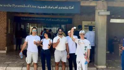 "السياحة" تبدأ في تفعيل ماكينات الدفع الالكتروني لتذاكر دخول أهرامات الجيزة