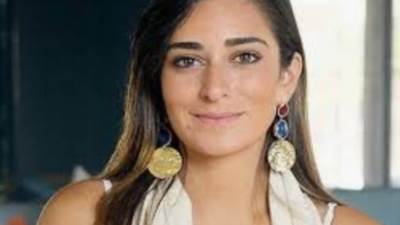 بالفيديو.. أمينة خليل تعلن فسخ خطبتها وتكشف عن مواصفات فتي أحلامها