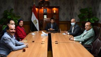 "وزير الرياضة"يجتمع بوكلاء الوزارة لمتابعة الانتهاء من نقل المهام ومتطلبات العمل بينها