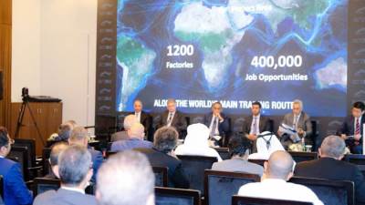 "زكي" و"ربيع" يستعرضان الفرص الاستثمارية في المنطقة الاقتصادية لقناة السويس بـ"اكسبو دبي2020"