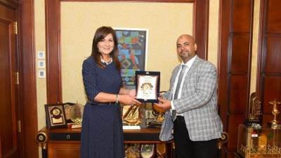 "وزيرة الهجرة"تتوجه بالشكر لرئيس"أمناء مؤسسة ملتقى شباب الخير"دعم المشروع القومي الكبير"حياة كريمة"