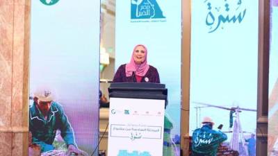 "القباج" توقع بروتوكول المرحلة السادسة لمشروع سُترة لبناء 1000منزل للأسر الأولي بالرعاية