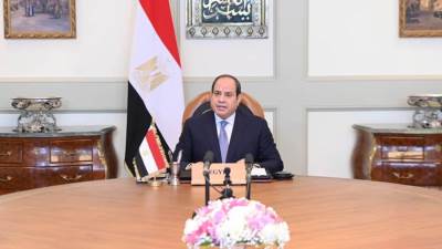 السيسي يصل إلى مطار جلاسجو للمشاركة في قمة الأمم المتحدة لتغير المناخ