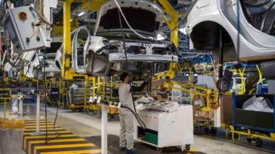 بالإنفوجراف...المجمعات الصناعية قلاع مصرية تحقق التكامل الصناعي وتدعم استراتيجية تعميق التصنيع المحلي