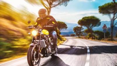 "النواب" يوافق على قانوني ترخيص الموتوسيكل لـ16 سنة.. وإعفاء جمركي لـ"النقل" الأجنبية