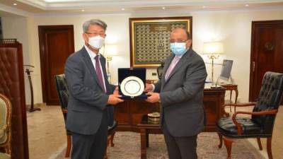 "شعراوي" يبحث ووفد كوريا الجنوبية التعاون بمجالات التدريب وتطوير الريف ومنظومة المخلفات