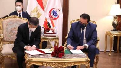 السفير الصيني يؤكد تقديم كافة سبل الدعم لمصر خلال التصدي للجائحة