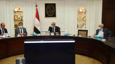 وزير الإسكان يتابع الموقف التنفيذى لمشروع سد ومحطة "جوليوس نيريرى" الكهرومائية بتنزانيا