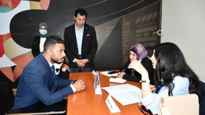 وزير الرياضة يشهد اختبارات لجان مقابلات اختيار المشاركين بمشروع "سفراء شباب مصر"