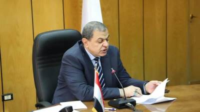 سعفان: "السيسي" يقدم الدعم للمرأة باعتبارها شريكة في النهوض بالمجتمع والاقتصاد القومي