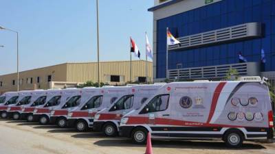 وزارة التخطيط تسلم 20 مركز خدمات متنقل لقطاع الأحوال المدنية بوزارة الداخلية