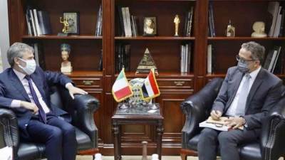 "وزير السياحة"يلتقي مع سفير دولة إيطاليا لتعزيز سبل التعاون السياحي بين البلدين