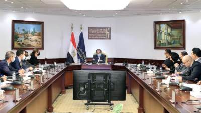 وزير الاتصالات: مصر مؤهلة لتصبح مركزًا إقليميًا لمراكز البيانات والتحول الرقمي 