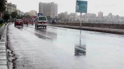 انخفاض بدرجات الحرارة غدا وفرص كبيرة لسقوط الأمطار..تعرف على التفاصيل