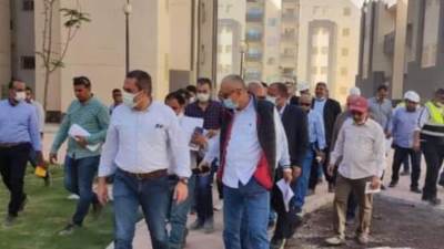 مسئولو "الإسكان" يقومون بجولة موسعة بمشروعات مدينة ناصر الجديدة "غرب أسيوط"