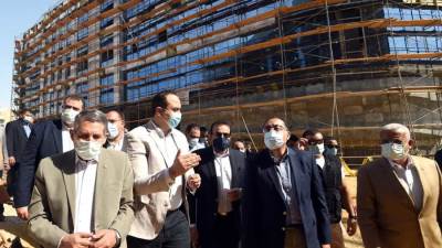 رئيس الوزراء يتفقد المجمع الطبي بالسويس الخاص بمنظومة التأمين الصحي الشامل