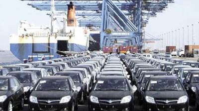 «جمارك السويس» تفرج عن سيارات بـ 306 ملايين جنيه فى أكتوبر الماضى