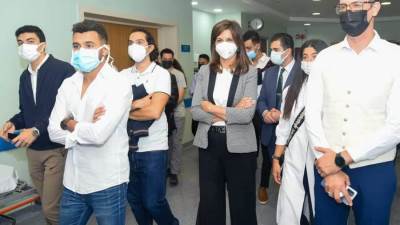 "مكرم"تشھد توقیع بروتوكول تعاون مع مستشفى الناس بشأن تدريب شباب الدارسين بالخارج