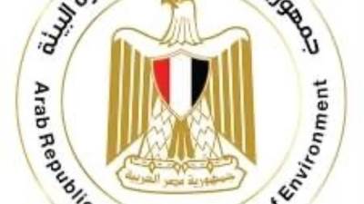 وزيرة البيئة تدعو كافة العاملين بالوزارة للحصول على تطعيم كورونا