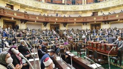 "مجلس النواب":منح رئيس لجنة إدارة أزمة الأوبئة الحق فى وقف ممارسة النشاط