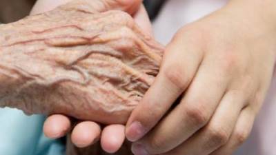 تعرف على تفاصيل وظيفة "رفيق المسن" التي تطرحها وزارة التضامن الاجتماعي