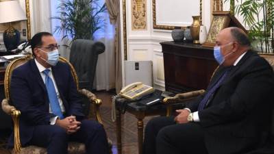 مدبولي يستعرض آلية تنفيذ الاستعدادات الخاصة باستضافة مصر للدورة ال٢٧لمؤتمر تغير المناخ