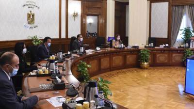 رئيس الوزراء يتابع الموقف التنفيذي للمشروع القومي لتنمية الأسرة