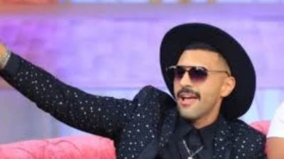 وقف حسن ابو الروس عن الغناء لعدم امتثاله لقرارات نقابة الموسيقيين