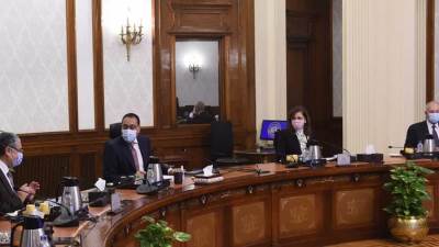 رئيس الوزراء يستعرض رؤية المنطقة الاقتصادية لقناة السويس لتوطين صناعة الهيدروجين الأخضر