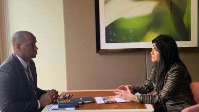 "المشاط" تبحث تعزيز التعاون المشترك مع الرئيس التنفيذي لهيئة الاستثمار في أنجولا