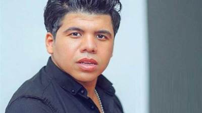 عمر كمال يواجه منتقديه بعد تكريمه في السعودية: "مفيش فرحة مدفعتش حقها"