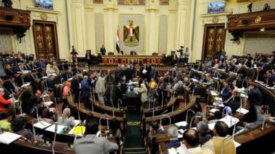 لجنة التعليم تناقش المناهج الدراسية من رياض الأطفال وحتى الصف الرابع الابتدائي