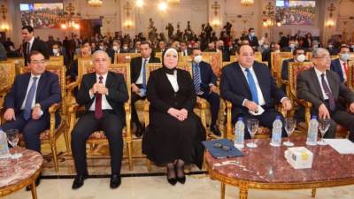 جامع: قانون تنمية المشروعات الصغيرة والمتوسطة يعزز 70% من هيكل الاقتصاد المصري