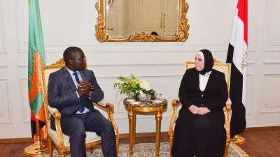 وزيرة التجارة تفتح آفاقًا للتعاون مع زامبيا وتبحث ونظيرها زيادة التبادل التجاري