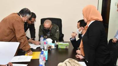 وزير الإسكان يعقد اجتماعا بمقر جهاز مدينة المنصورة الجديدة لمتابعة المشروعات المختلفة