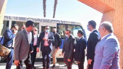 "عبدالغفار" يتفقد الحجر الصحي ونقاط الإسعاف بمطار الأقصر ويشدد على الإجراءات الوقائية