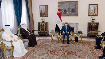السيسي يتابع مع مستشار ملك البحرين الأوضاع الإقليمية والقضايا ذات الاهتمام المشترك