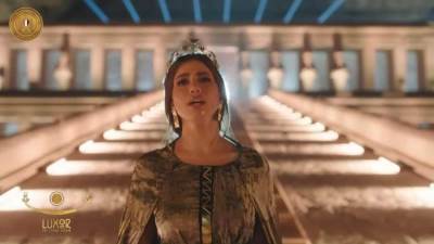 هايدى موسى تتألق بأنشودة حتشبسوت فى حفل طريق الكباش