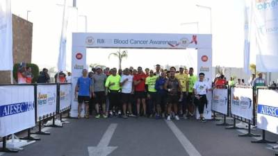 استاد القاهره يشهد ماراثون للجري للتوعية بأمراض سرطان الدم