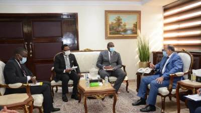 "شعراوي" يلتقى وفد كاميرونى لاستكمال مباحثات التعاون في مجال صناعة الأخشاب والأثاث