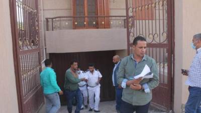 الاسكان: غلق وتشميع لـ 3 فيلات لمخالفة تغييرالنشاط من سكني إلى تجاري