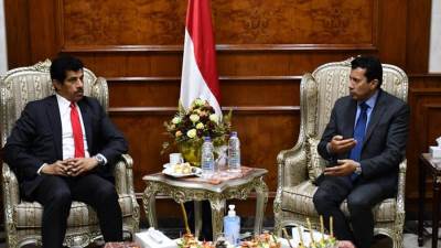 وزير الشباب والرياضة يلتقي سفير دولة قطر لدي مصر