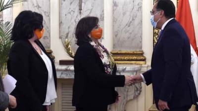 رئيس الوزراء يستقبل وكيلة الأمين العام لهيئة الأمم المتحدة لتمكين المرأة