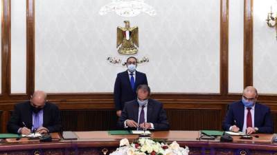 "مدبولي" يشهد توقيع خطاب نوايا بين مصر والأردن والعراق للتعاون بالذكاء الاصطناعي