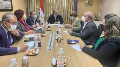 وزير السياحة يعقد اجتماعًا لمناقشة إجراءات تنفيذ مشروع تطوير منطقة حفائر الفسطاط